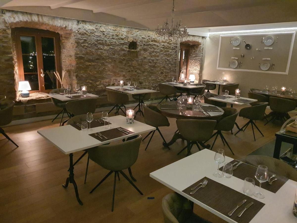 Hotel Restaurant Bellevue Onnens Exteriör bild